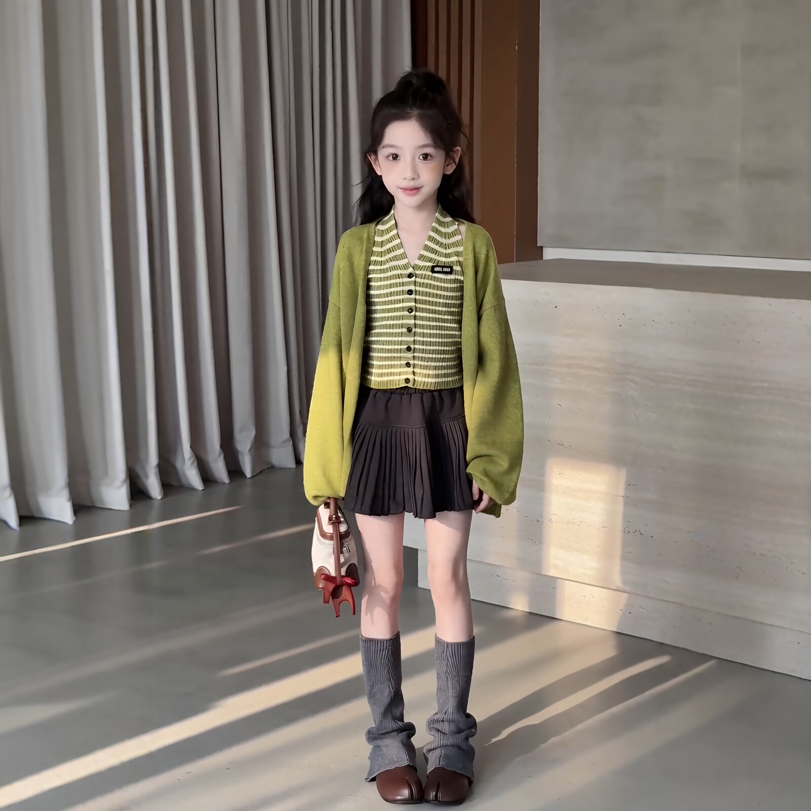 女童韩范针织开衫背心百褶裙套装