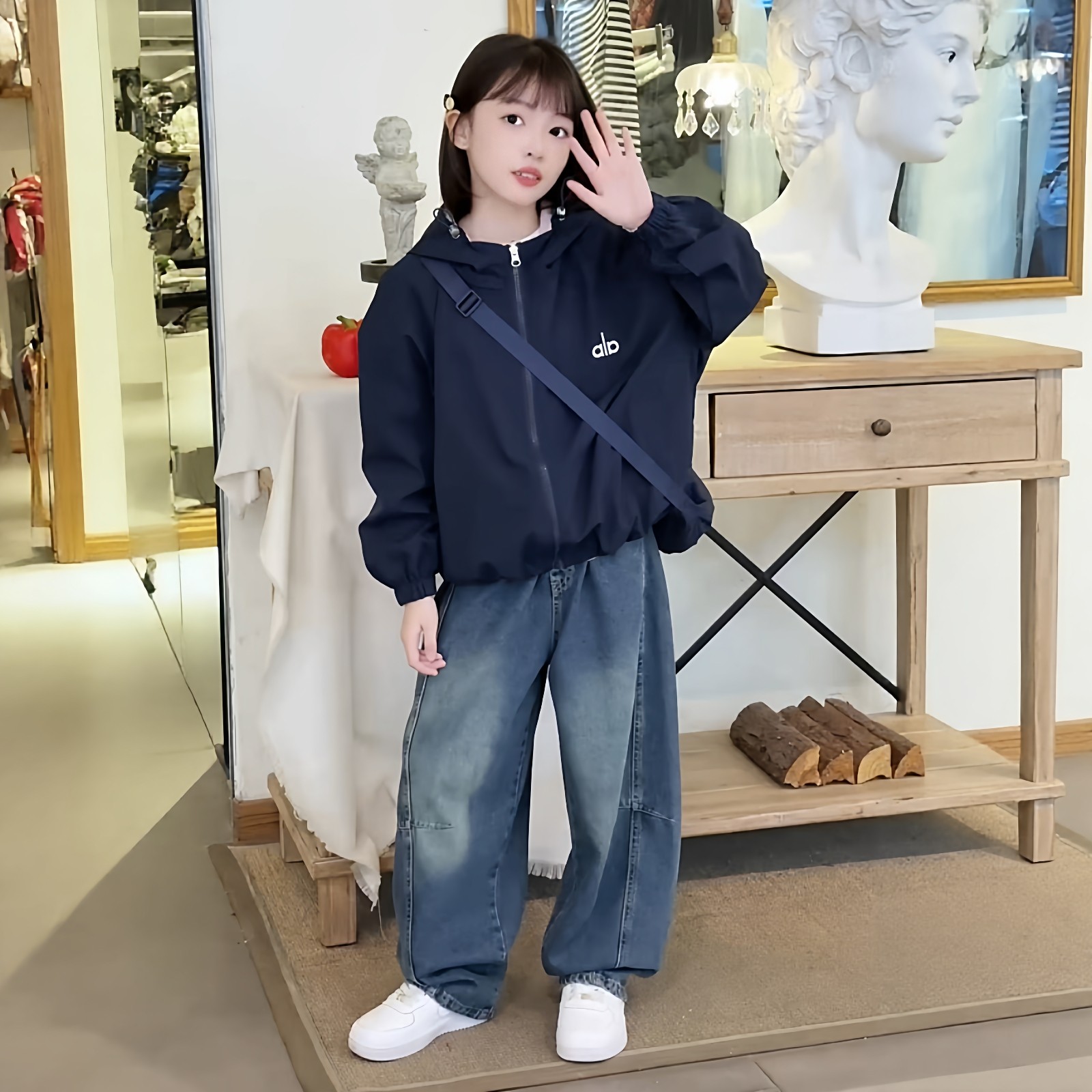 秋季韩版学生百搭休闲外套女童双面穿高级感字母连帽防风冲锋衣潮