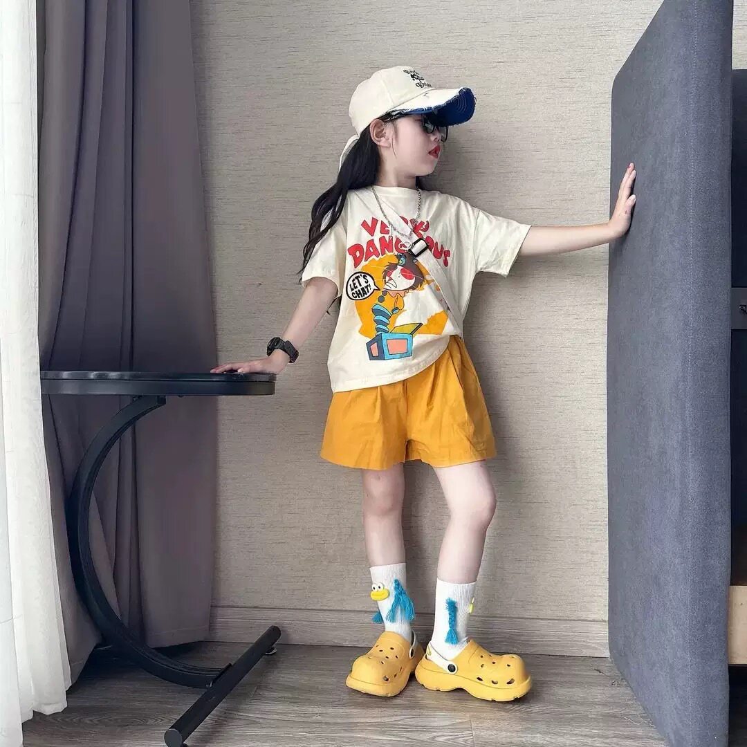 女童可爱印花短袖多巴胺短裤套装