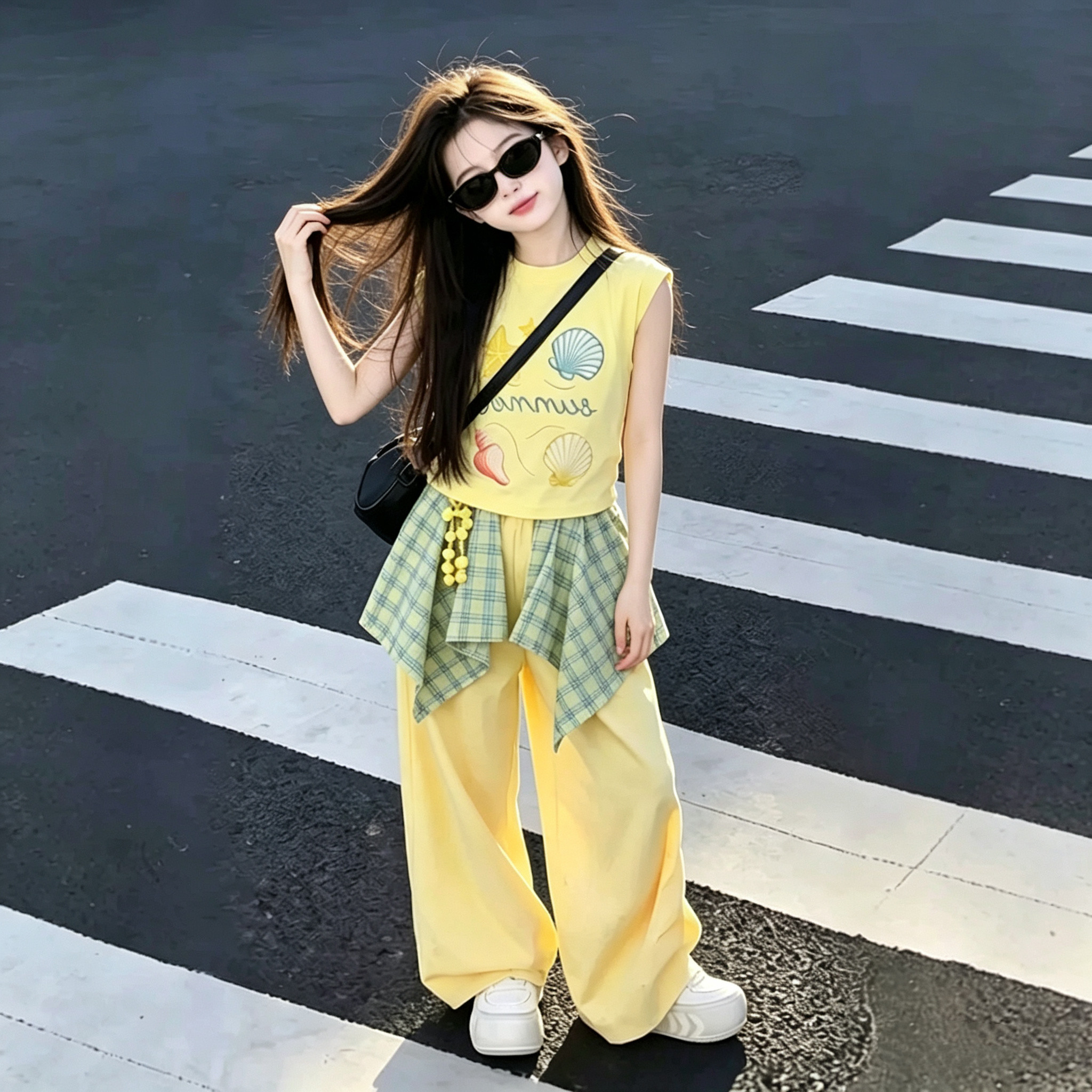 女童贝壳印花背心满天星裤套装
