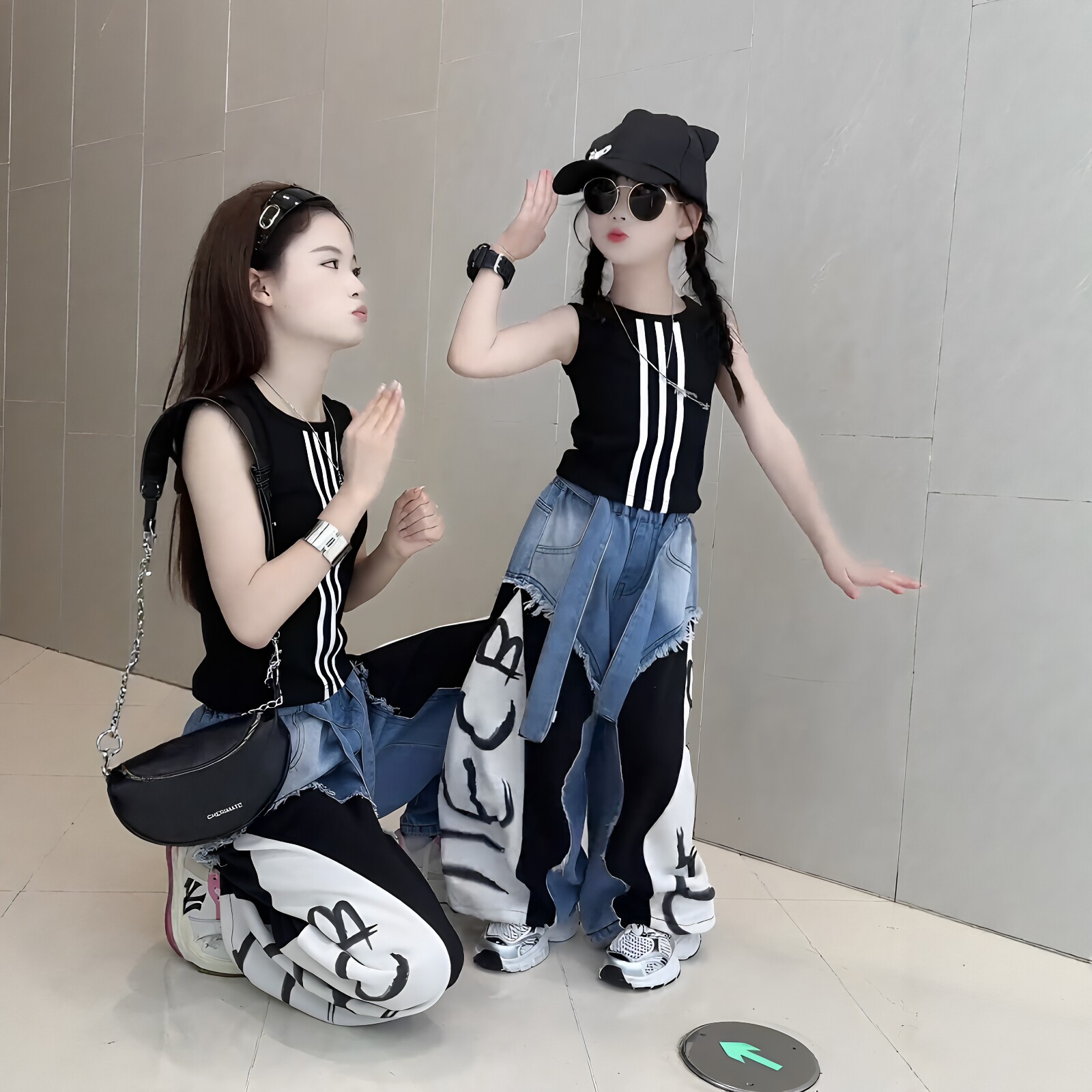 女童字母牛仔弯刀裤辣妹背心套装