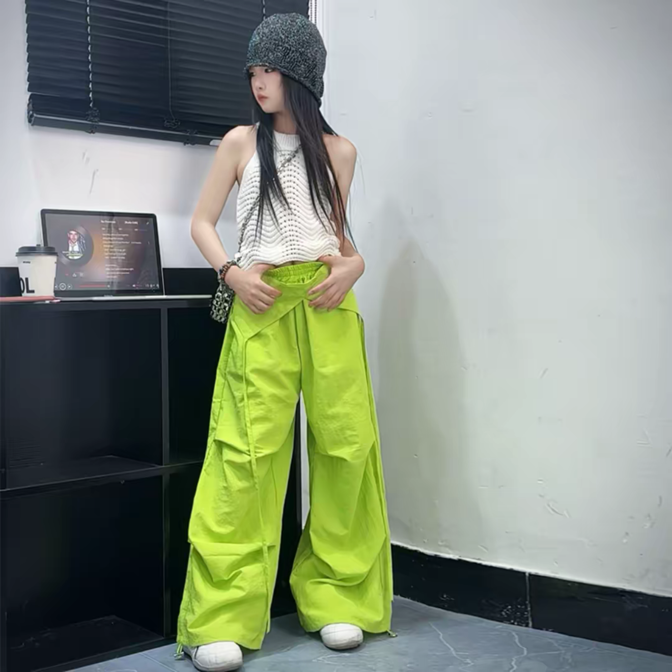 韩系多巴胺夏季薄款速干工装阔腿裤女童冰丝挂脖针织背心辣妹套装
