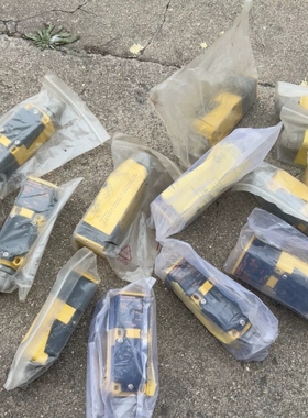 寻《《TURCK图尔克 Bi30U-CP40-AP6X2 传感器