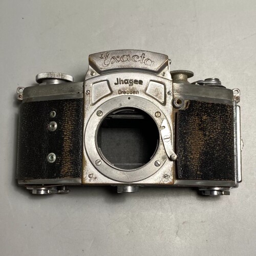 寻《《德国爱克山泰 Exakta Jhagee dresden 机