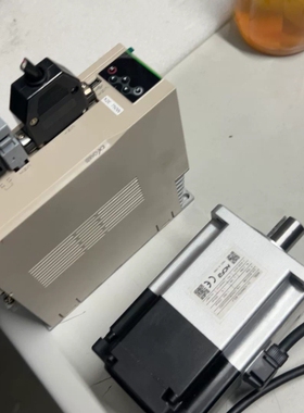 寻《《拆机，一套，禾川伺服电机750W，SV-X2MH075A-N