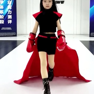 女童模特走秀服黑色短袖T台大玩家潮服拖尾运动酷帅套装PK赛服