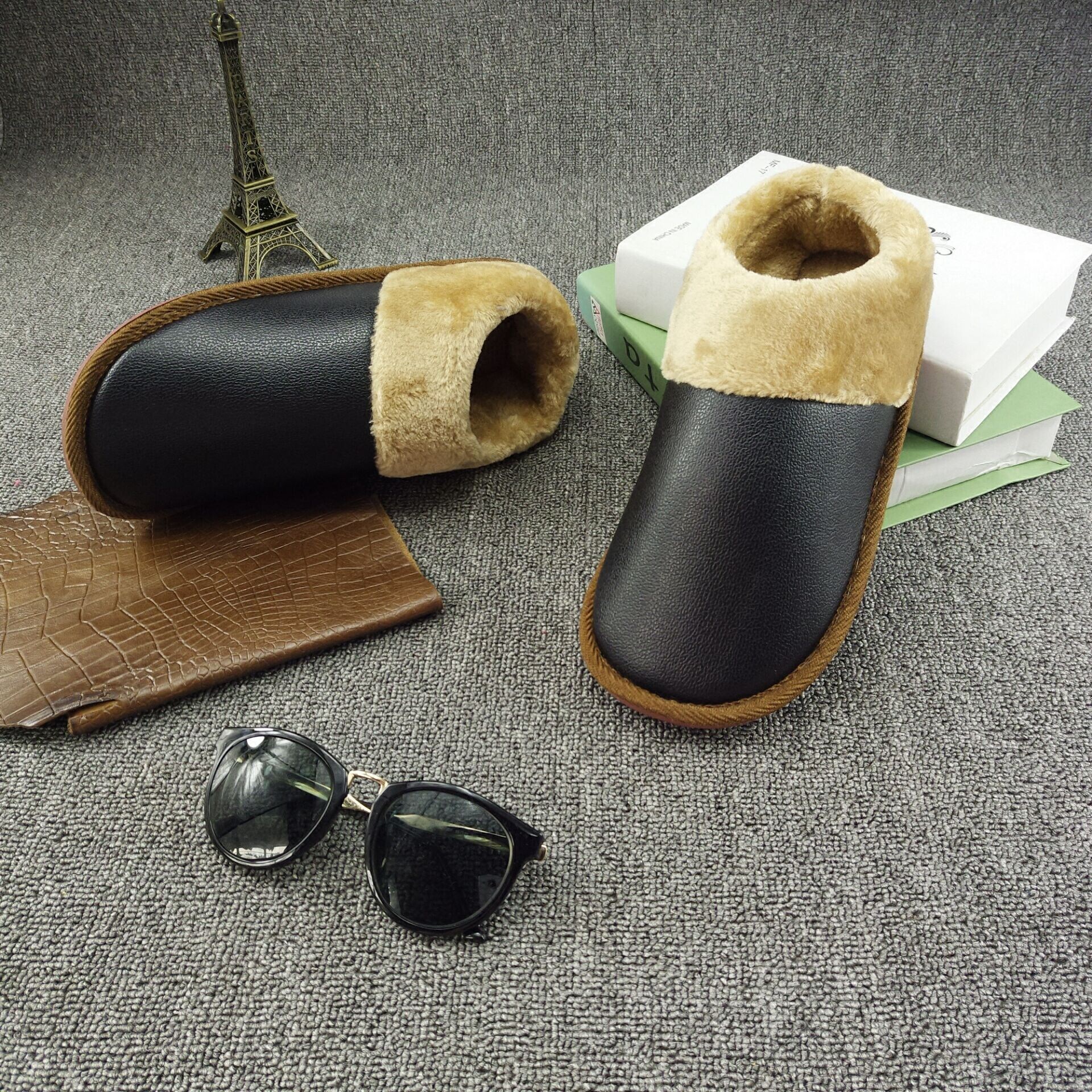 Pantoufles enfants en autre pour hiver - semelle plastique - Ref 1023807 Image 1