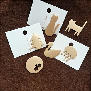 日系设计甜美金色猫咪胸针蝴蝶松树天鹅别针皆明川风小众西装配饰