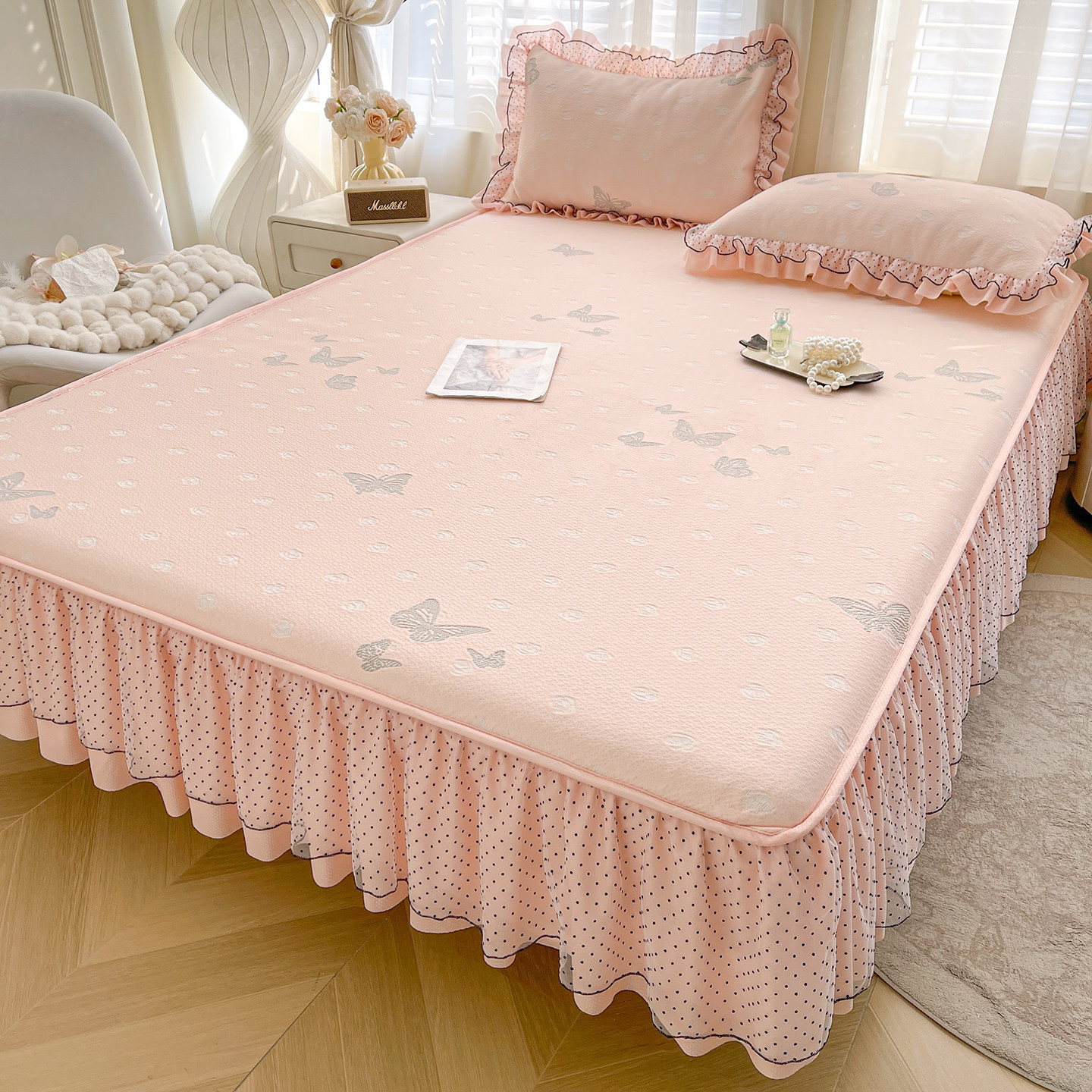 公主风冰丝豆豆床笠单件2026新款夏季凉感床罩床裙款床垫套三件套