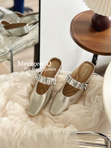 Meeigeec.Q法式复古方头浅口单鞋女2026新款百搭舒适透气包头拖鞋