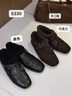 MEMA～真皮复古加绒毛毛雕花乐福单鞋女2026新款保暖舒适双扣棉鞋