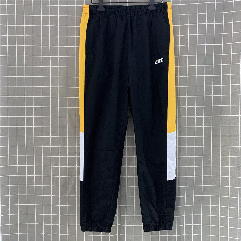 鸿星尔克女防长裤2022春季新款运动透气时尚连帽外套12221180267,运动服/休闲服装,运动茄克/外套,淘宝优惠券,粉丝福利购,淘宝优惠卷