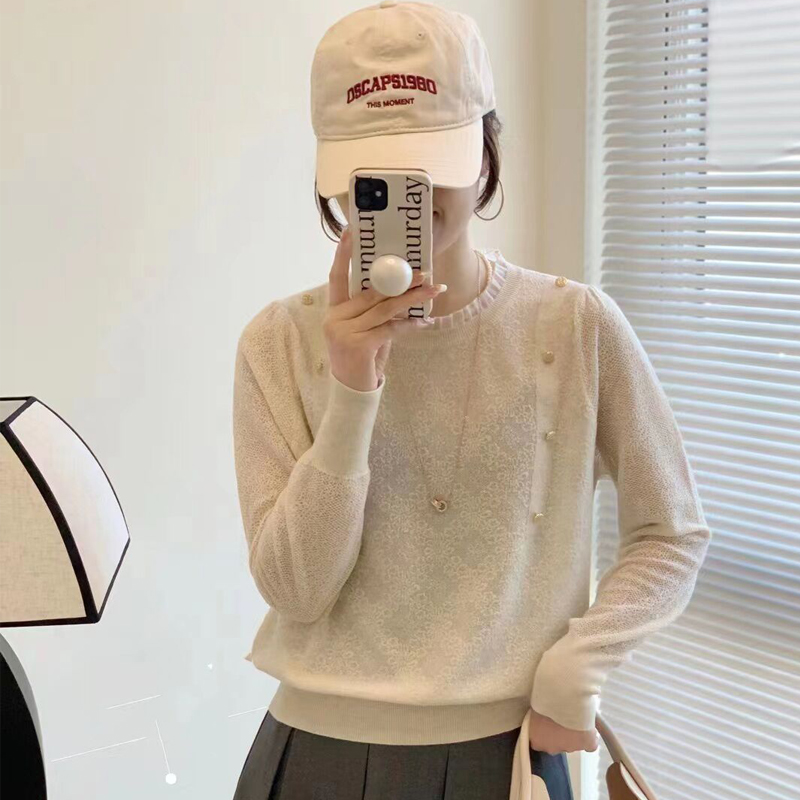 2025秋季新款洋气百搭勾花钉珠蕾丝领针织打底衫衫女宽松显瘦上衣