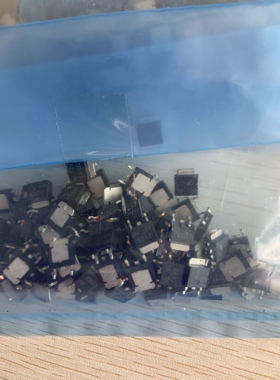 2933全新进口原装正品UPC2933T-AZ UPC2933 TO-252可直接拍下