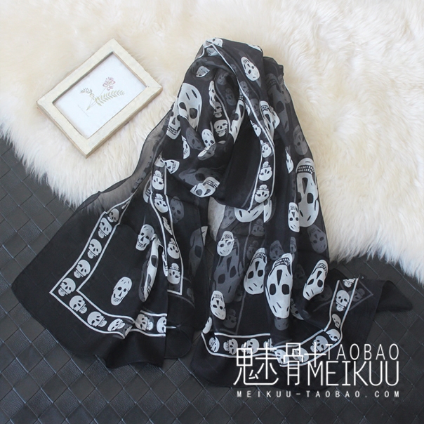 2024秋冬大牌欧美长款骷髅头丝巾女真丝骷髅头桑蚕丝围巾保暖披肩