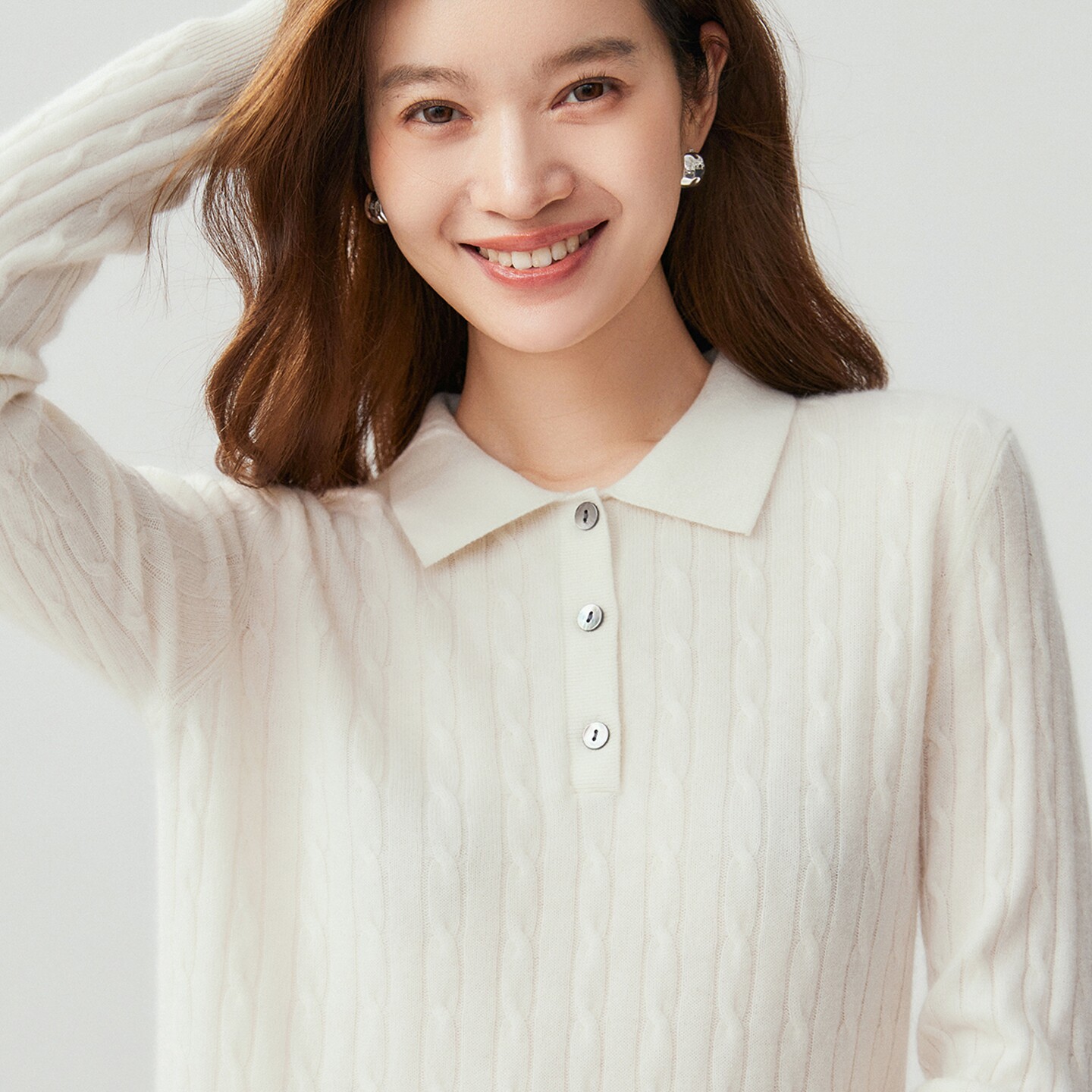 蓝诗宝 翻领带扣女士套头长袖100%山羊绒麻花针织纯色打底衫上衣