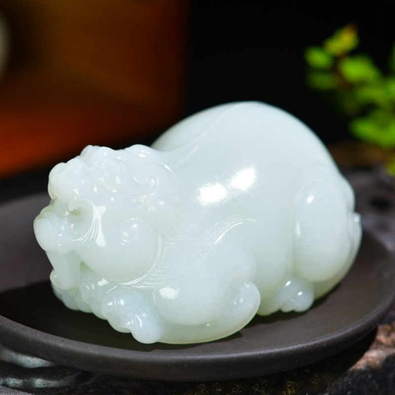 羊脂白玉貔貅手把件男士款玉石文玩天然新疆和田玉皮丘把玩件258g