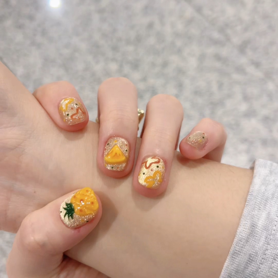 纯手工猫眼菠萝立体穿戴甲