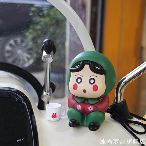 适用奥迪A4L/A6L/Q5L车顶公仔摆件车载红装适用传祺GS4/影豹/M8