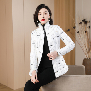 水貂毛领白色小香风羽绒服女短款轻薄保暖显瘦新款高端白鸭绒6213