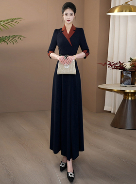 蓝色拼接连衣裙女夏款2026收腰气质显瘦翻领高端大气长裙大摆333