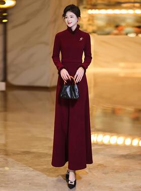 酒红色水貂毛设计感春季连衣裙女2026新款高腰显瘦贵妇人长裙1055