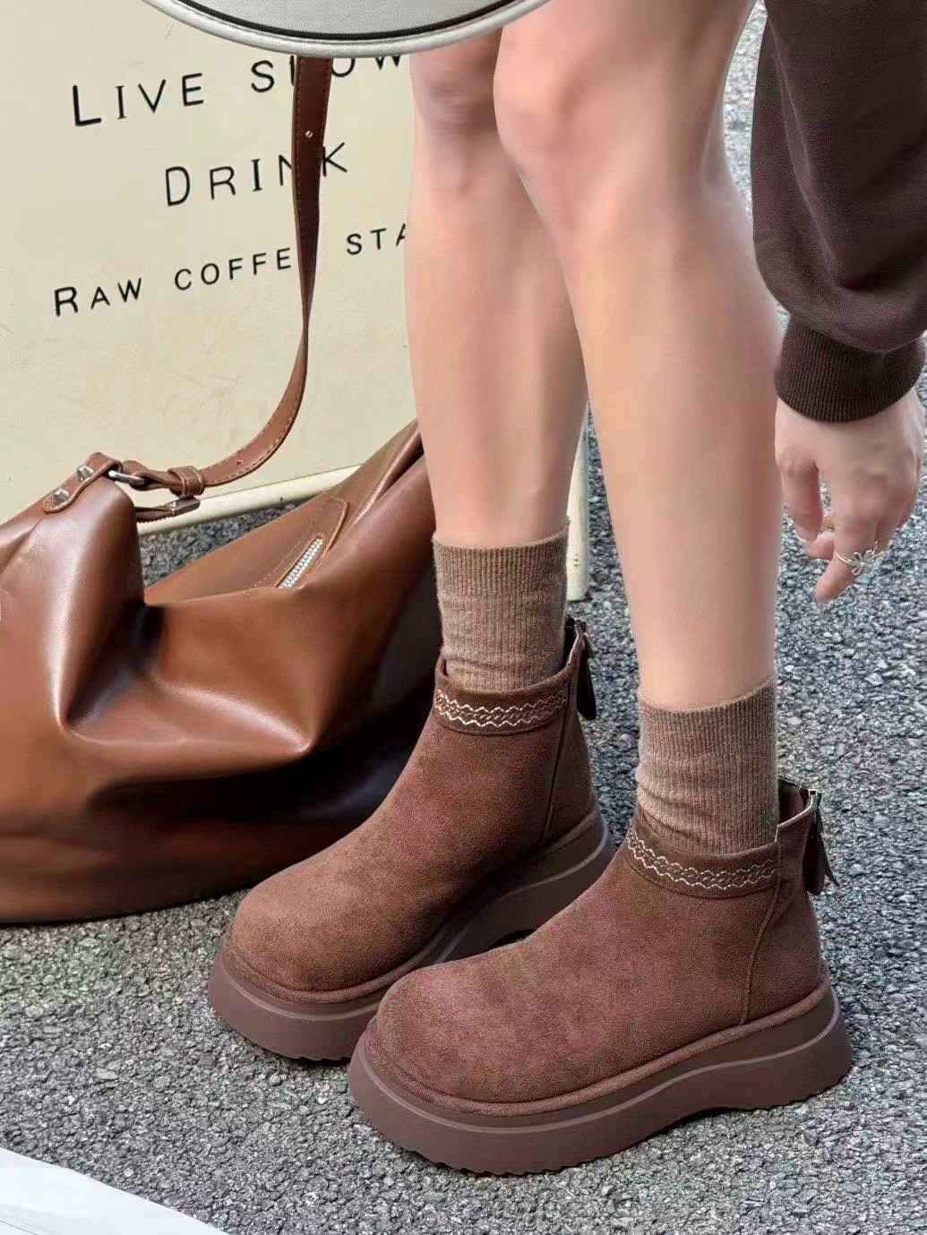 米新款2025冬英伦风厚底圆头复古加绒短靴切尔西马丁靴女靴子8806