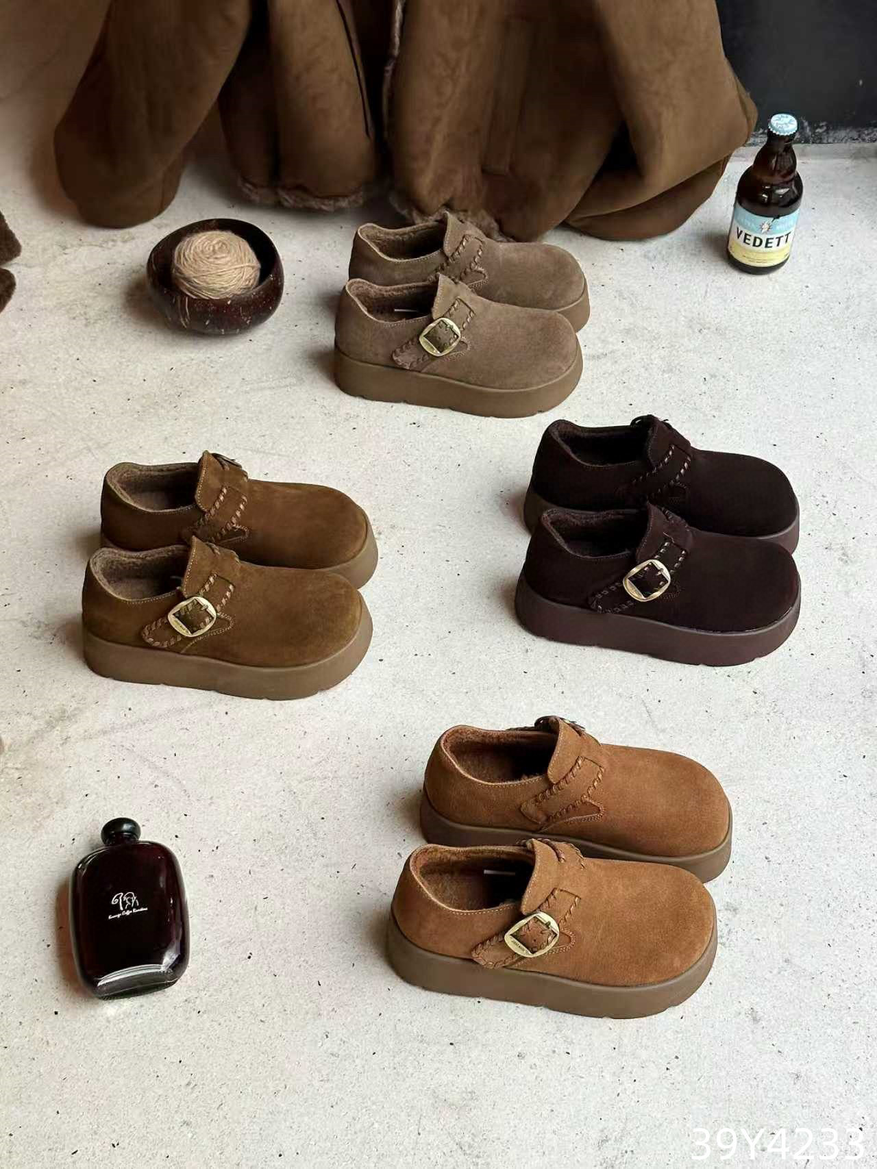 欧洲站2025秋冬款真皮加绒松糕厚底增高勃肯鞋豆豆鞋百搭女鞋4233