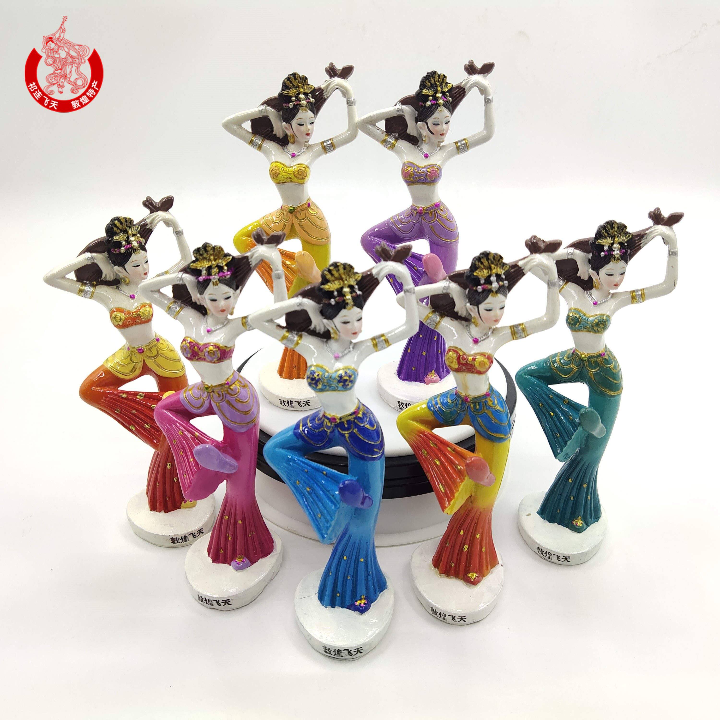 崖柏木客厅装饰人物雕刻工艺品反弹琵琶敦煌飞天仙女木雕美女摆件