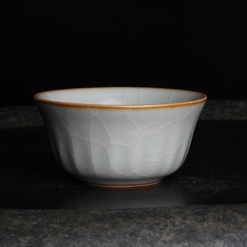 台湾柏采汝窑茶杯冬青釉月白 柏采窑 BR-153E 满园春色杯汝瓷开片