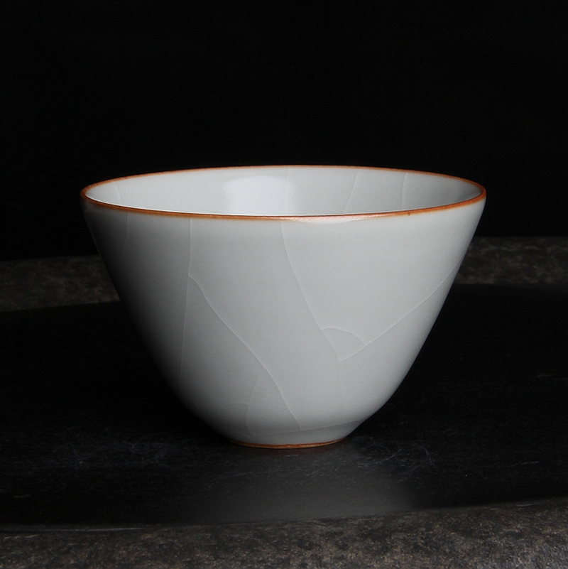 台湾柏采汝窑茶杯 冬青釉月白 柏采窑 BR-156E 圆融杯 开片主人杯