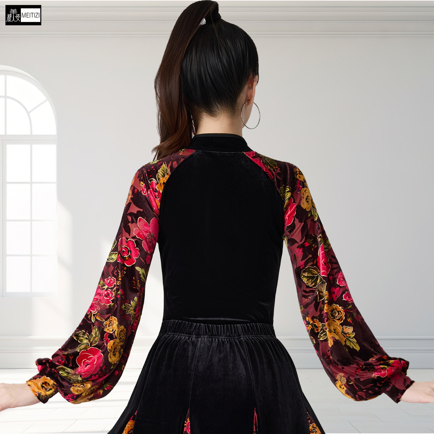 拉丁舞练功服女秋冬新款韩国绒灯笼袖成人摩登舞蹈形体服跳舞服装