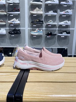 软底健步鞋Skechers/斯凯奇