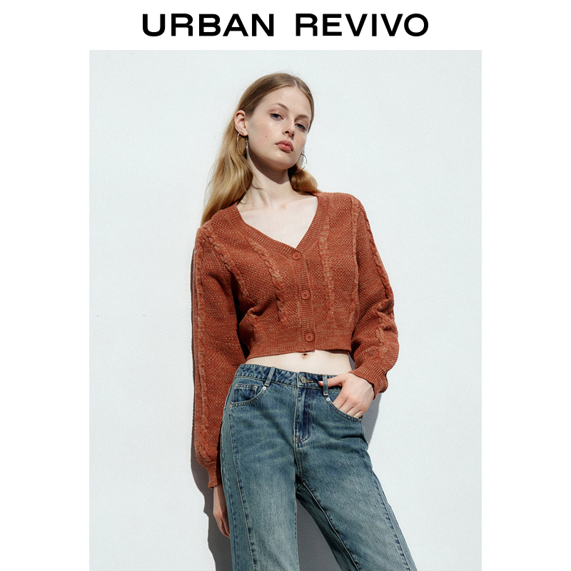 UR2023秋冬新款女装时尚休闲复古时髦肌理感小小织开衫UWL930034