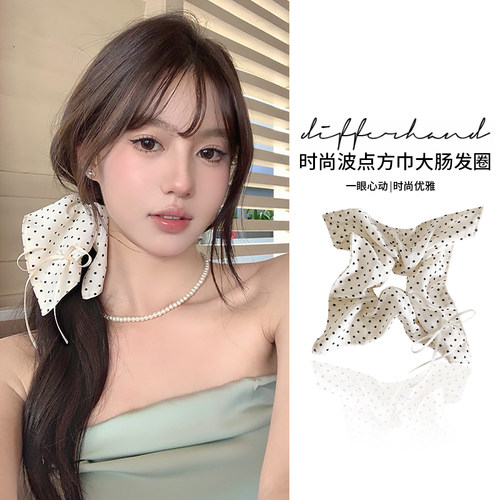 波点方巾大肠发圈，甜美温柔气质