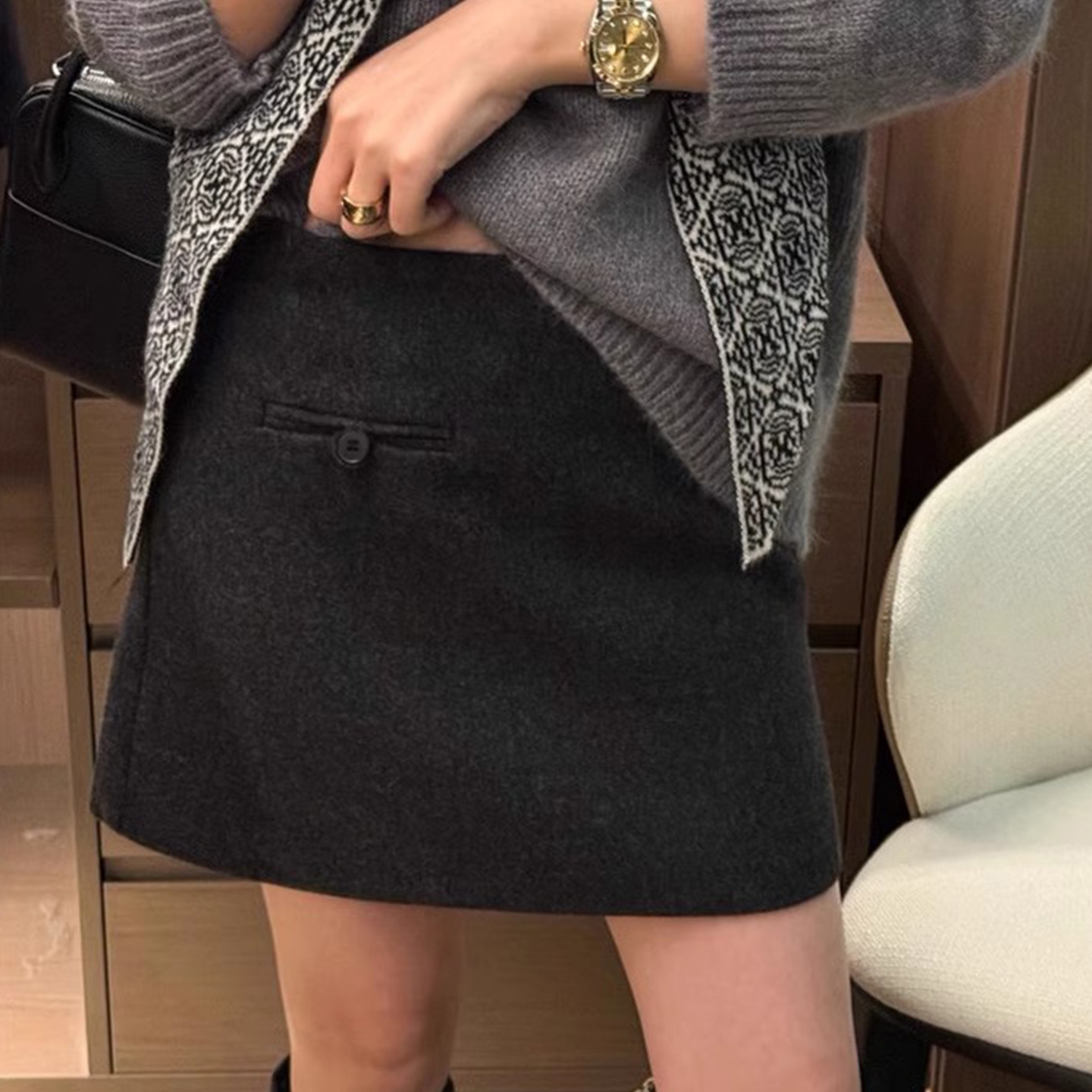 毛呢半身裙女2025新款春季