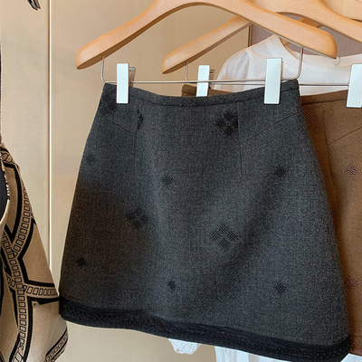 毛呢半身裙女2025秋冬新款