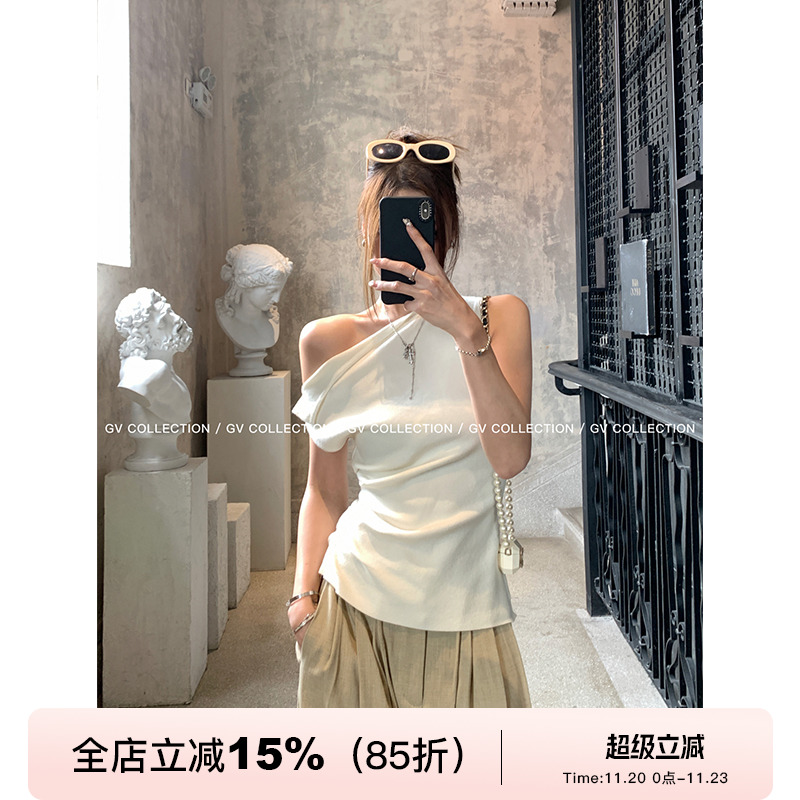 GV大白哥 小众视觉 斜肩褶皱收腰针织无袖上衣简约风休闲背心女