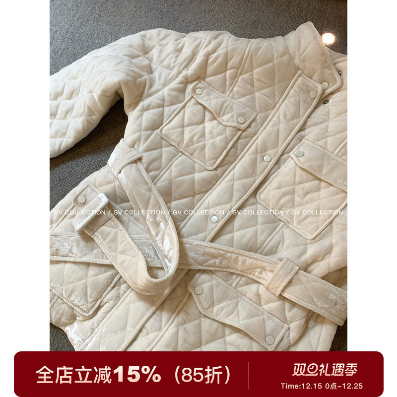 复古绒面立体菱格夹棉收腰外套