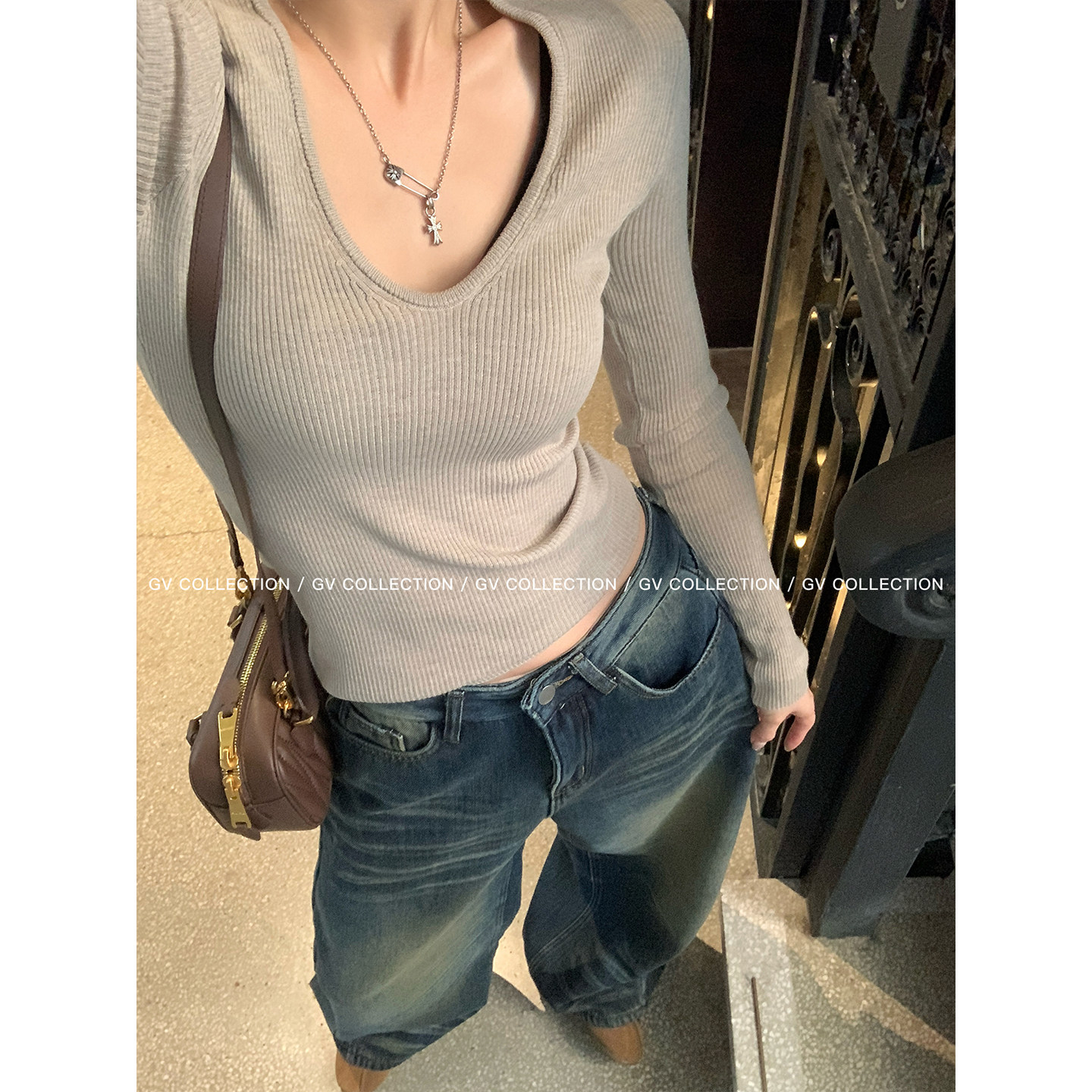 美丽诺羊毛U领针织坑条修身打底