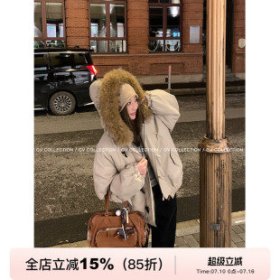 GV大白哥 暖炉冬日 设计感环保貉子毛领牛角扣棉服连帽保暖外套女