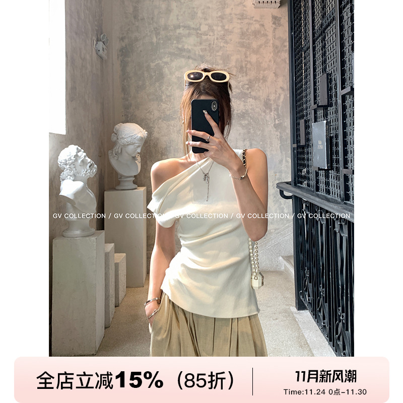 GV大白哥 小众视觉 斜肩褶皱收腰针织无袖上衣简约风休闲背心女
