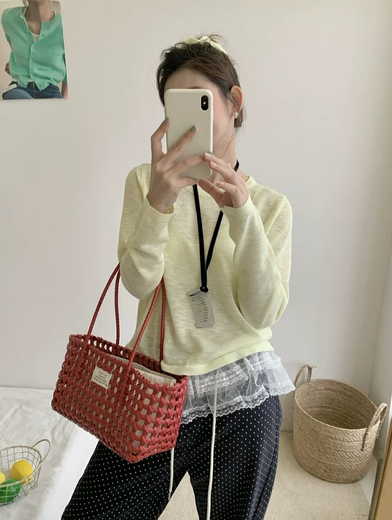 2025新款简约蕾丝拼接防晒打底长袖上衣欧洲站宽松休闲T恤女