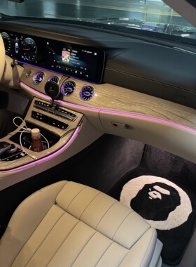 22款奔驰glcl GLAcla c180l G63a200l e300lC63专用潮牌地毯脚垫