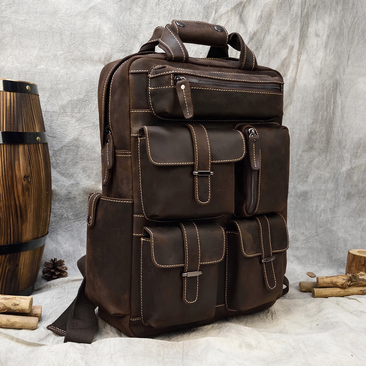 秋冬复古疯马皮男士双肩包牛皮旅行包户外真皮多口袋大容量背包18