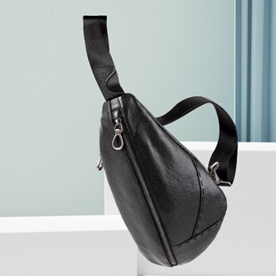 真皮胸包男款 2026新款 竖款 男士 休闲运动斜挎包复古头层牛皮 新款