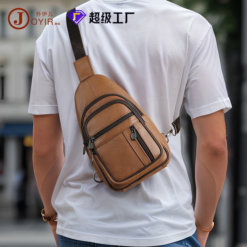 2026新款跑量款休闲胸前包男式斜挎包头层牛皮男包真皮轻便大容量