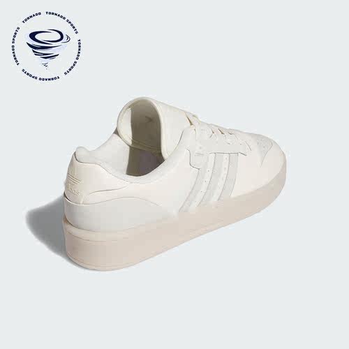 阿迪达斯男女同款运动板鞋