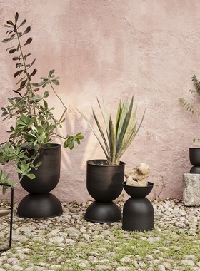 现货 丹麦ferm living北欧设计简约装饰绿植大号黑色做旧花盆花架