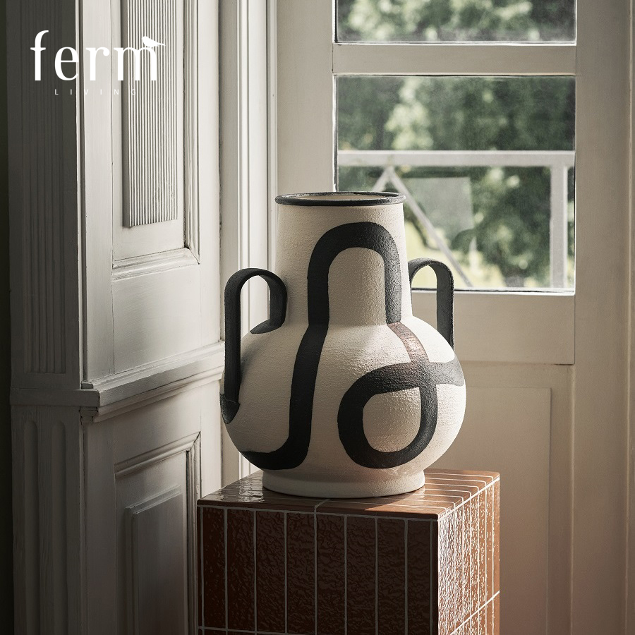 fermLIVING北欧陶瓷手绘花瓶